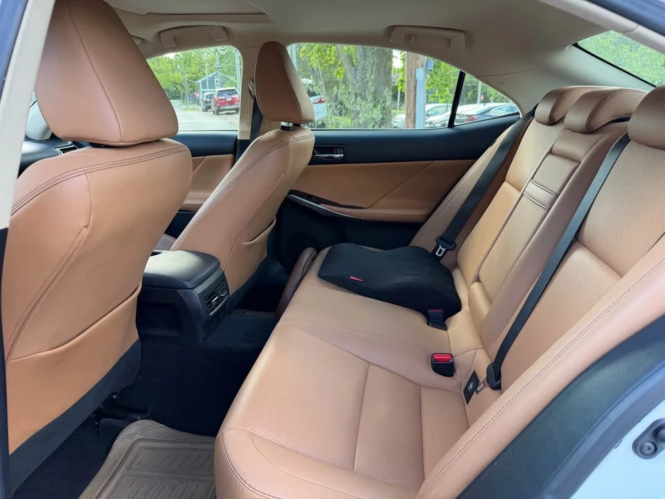 2014 Lexus IS 3rd Gen - Image 8 of 9