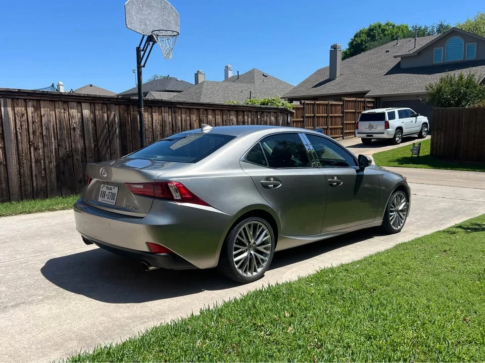 2014 Lexus IS 3rd Gen - Image 5 of 14