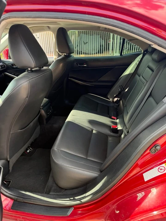 2014 Lexus IS 3rd Gen - Image 4 of 7