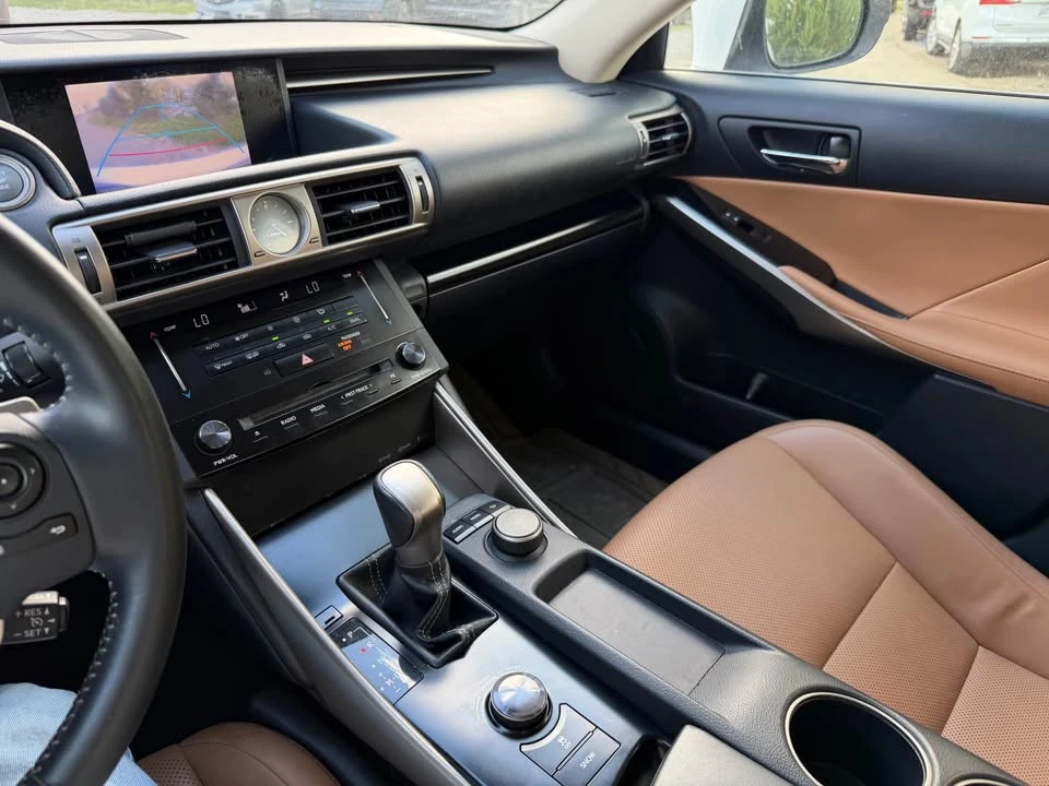 2014 Lexus IS 3rd Gen - Image 7 of 9