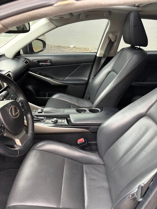 2014 Lexus IS 3rd Gen - Image 14 of 20