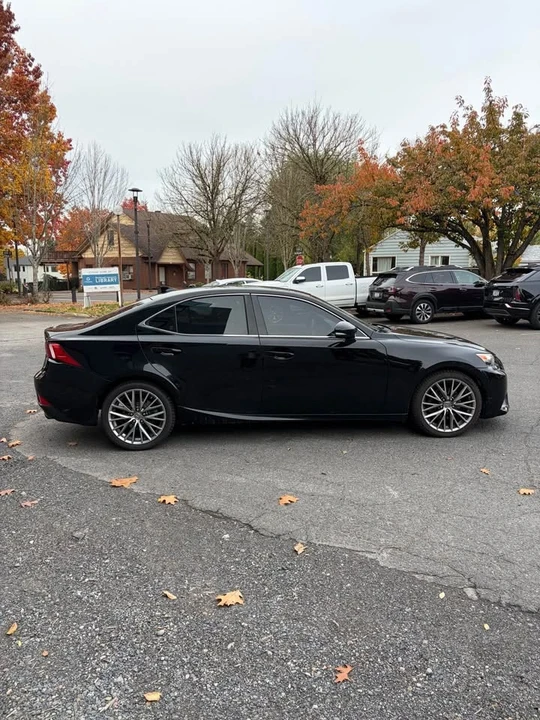 2014 Lexus IS 3rd Gen - Image 9 of 20