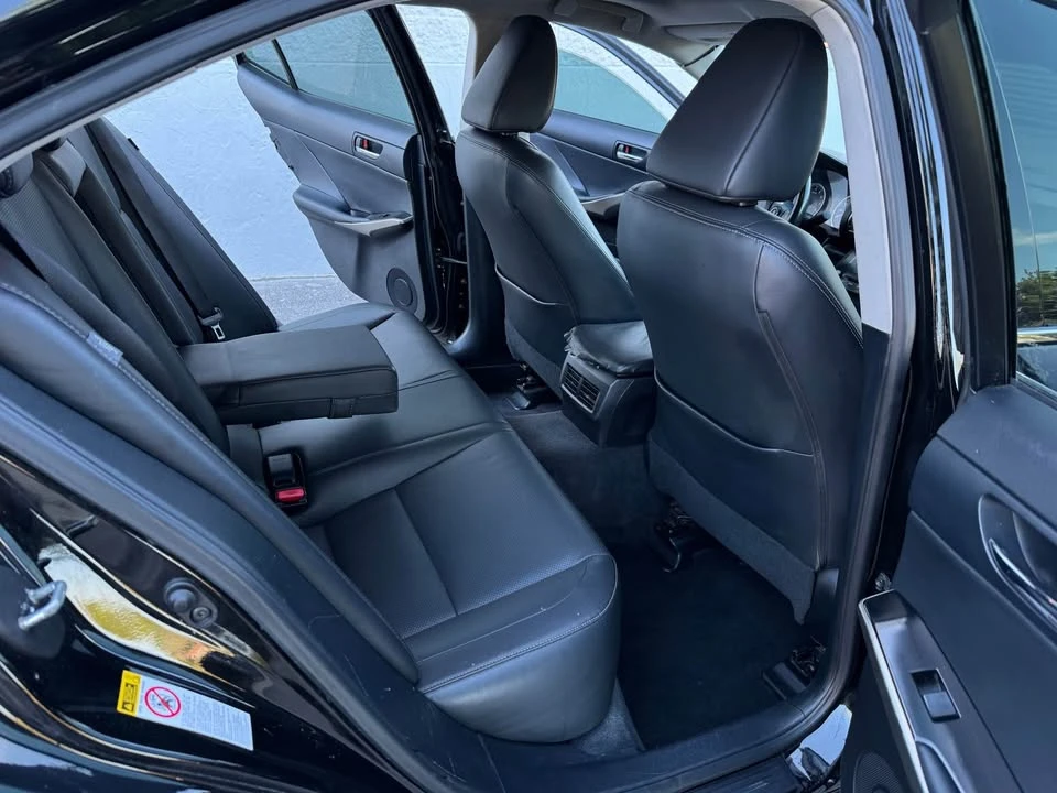 2014 Lexus IS 3rd Gen - Image 11 of 15