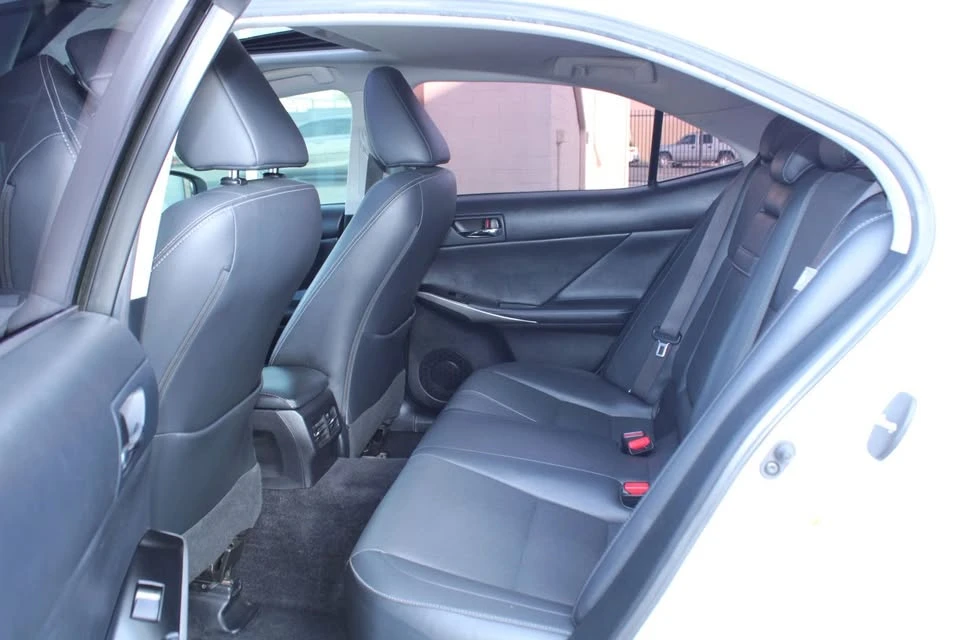 2014 Lexus IS 3rd Gen - Image 16 of 20