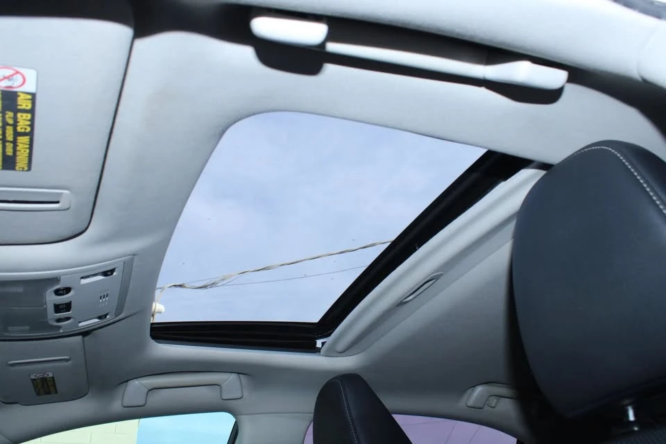 2014 Lexus IS 3rd Gen - Image 11 of 20