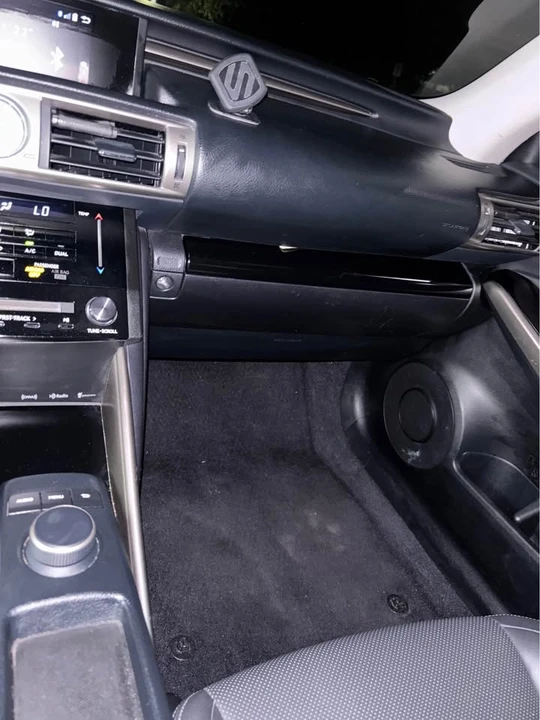 2014 Lexus IS 3rd Gen - Image 10 of 19