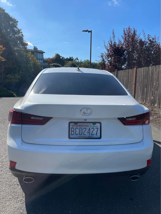 2014 Lexus IS 3rd Gen - Image 8 of 9
