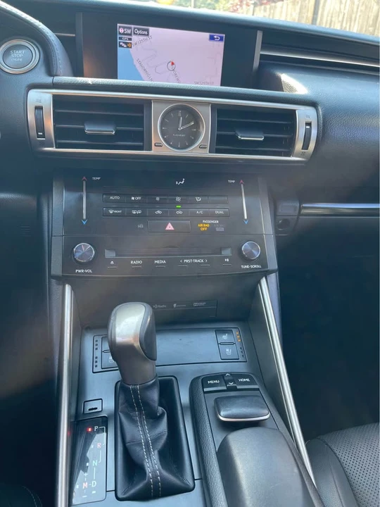 2014 Lexus IS 3rd Gen - Image 6 of 9