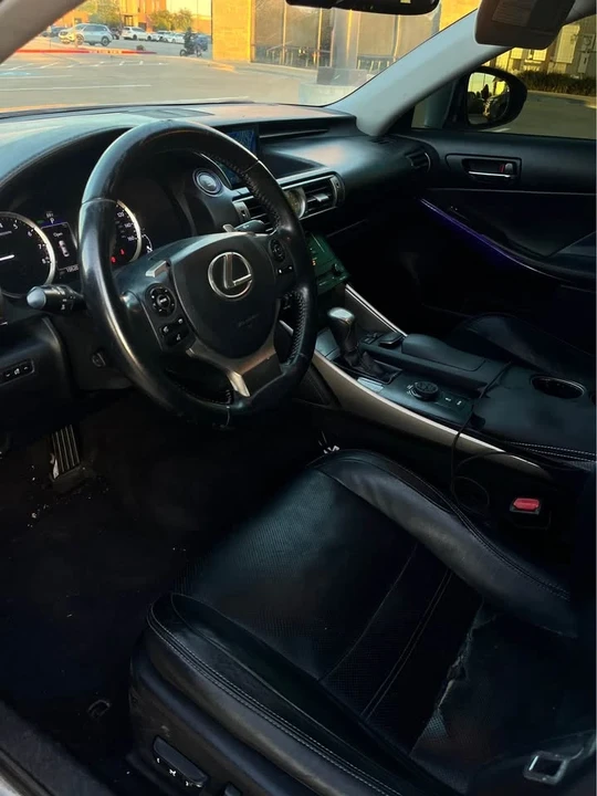 2014 Lexus IS 3rd Gen - Image 7 of 9
