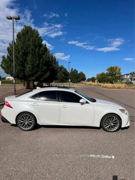 2014 Lexus IS 3rd Gen - Image 5 of 15