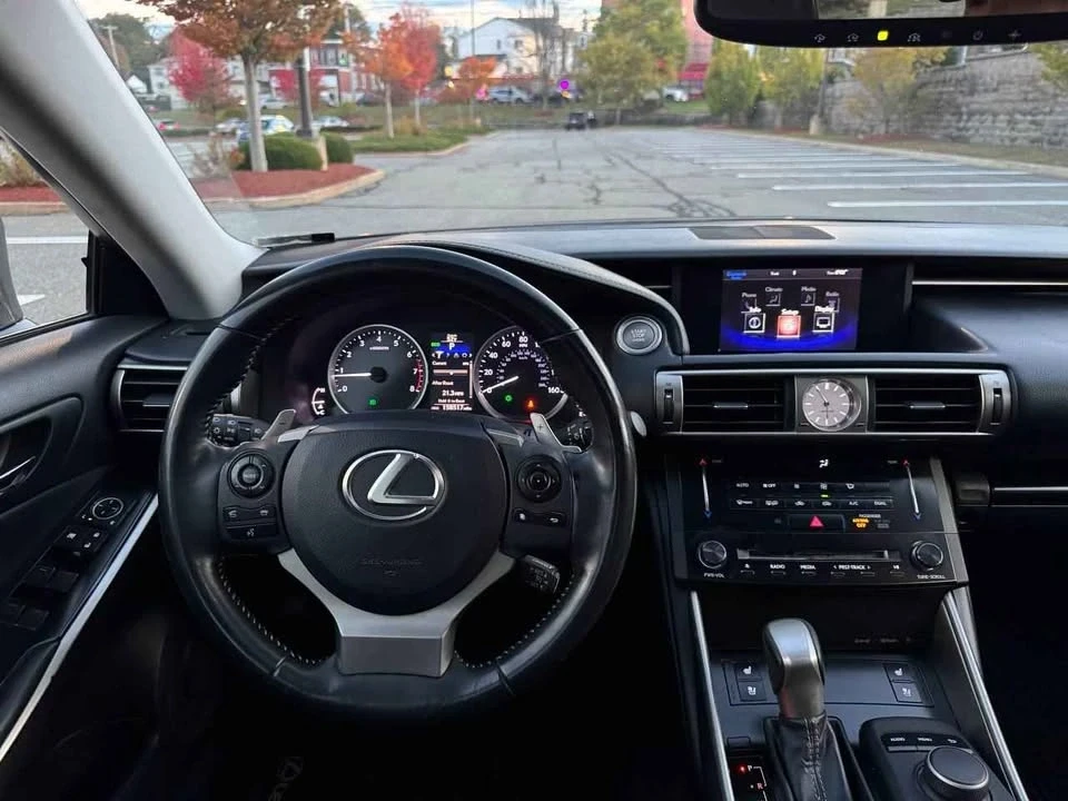 2014 Lexus IS 3rd Gen - Image 14 of 20