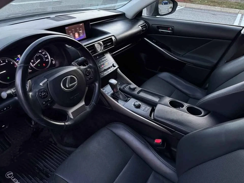 2014 Lexus IS 3rd Gen - Image 9 of 20