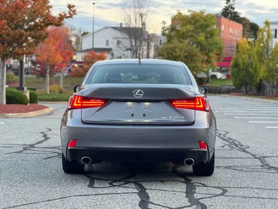 2014 Lexus IS 3rd Gen - Image 4 of 20