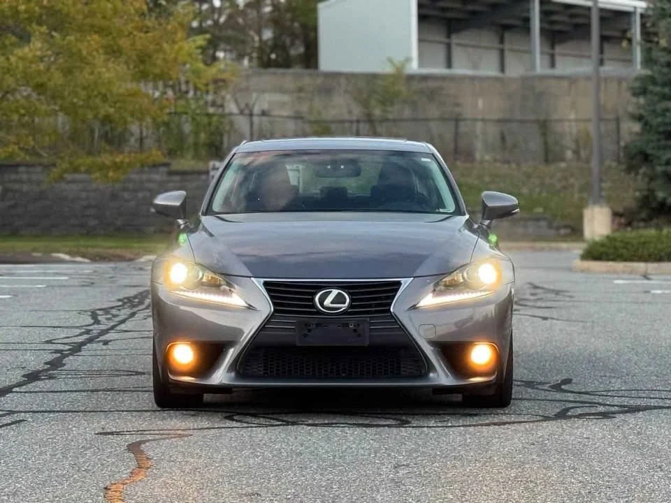 2014 Lexus IS 3rd Gen - Image 8 of 20