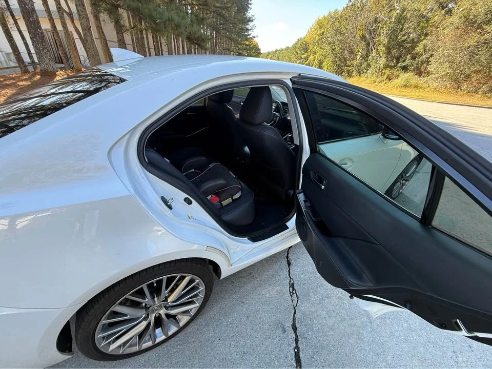 2014 Lexus IS 3rd Gen - Image 11 of 19
