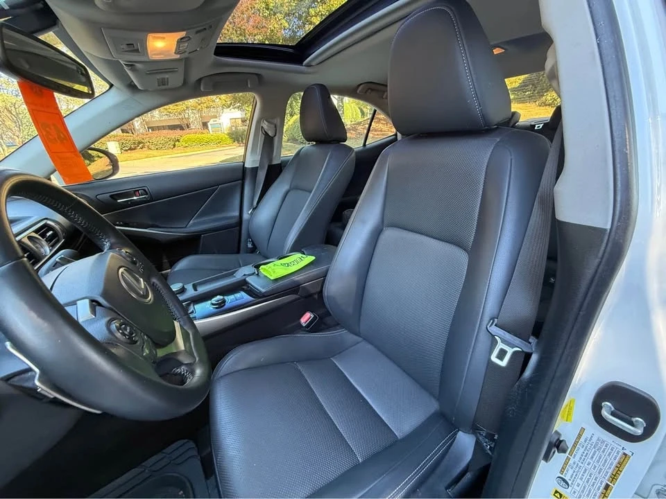 2014 Lexus IS 3rd Gen - Image 15 of 19