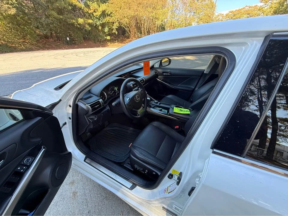 2014 Lexus IS 3rd Gen - Image 13 of 19