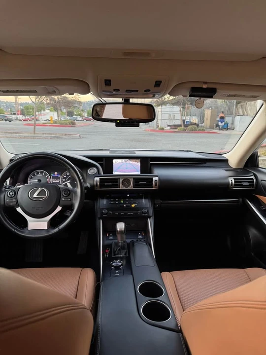 2014 Lexus IS 3rd Gen - Image 7 of 13