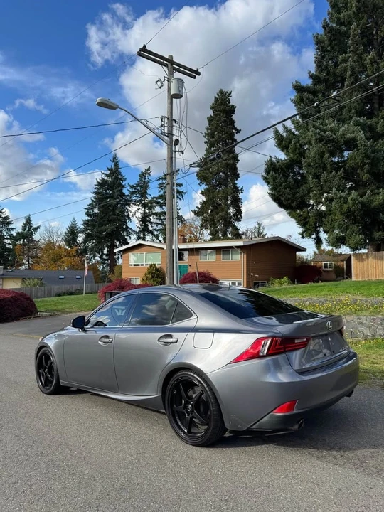 2014 Lexus IS 2nd Gen - Image 3 of 13