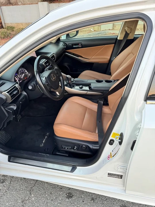 2014 Lexus IS 3rd Gen - Image 9 of 13