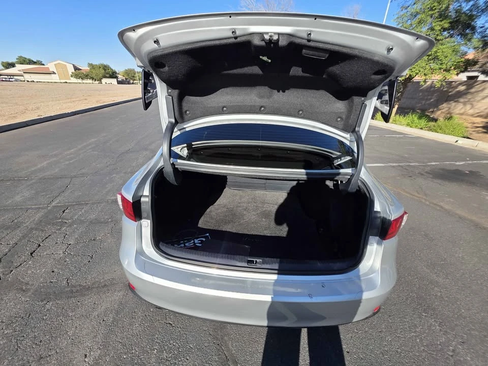 2014 Lexus IS 3rd Gen - Image 9 of 18