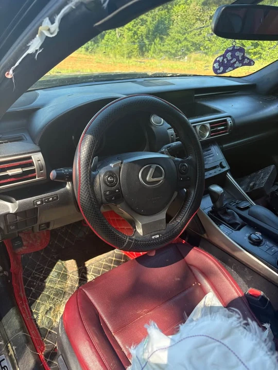 2014 Lexus IS 3rd Gen - Image 4 of 10