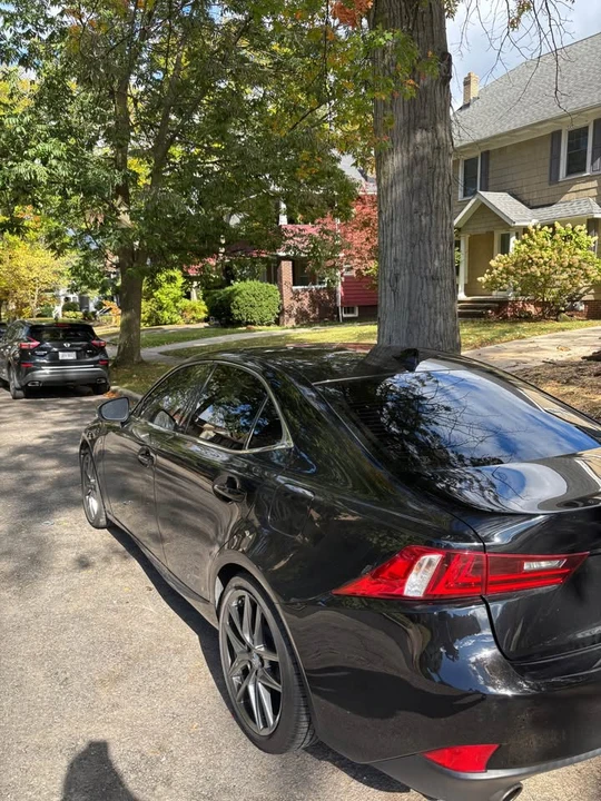2014 Lexus IS 3rd Gen - Image 4 of 7
