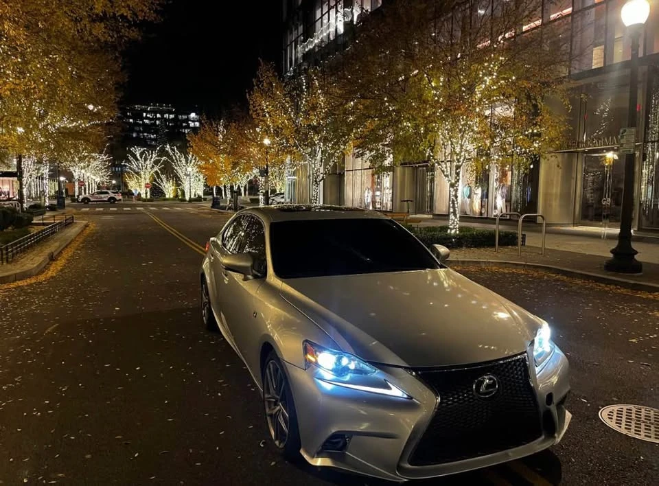 2014 Lexus IS 3rd Gen - Image 13 of 14