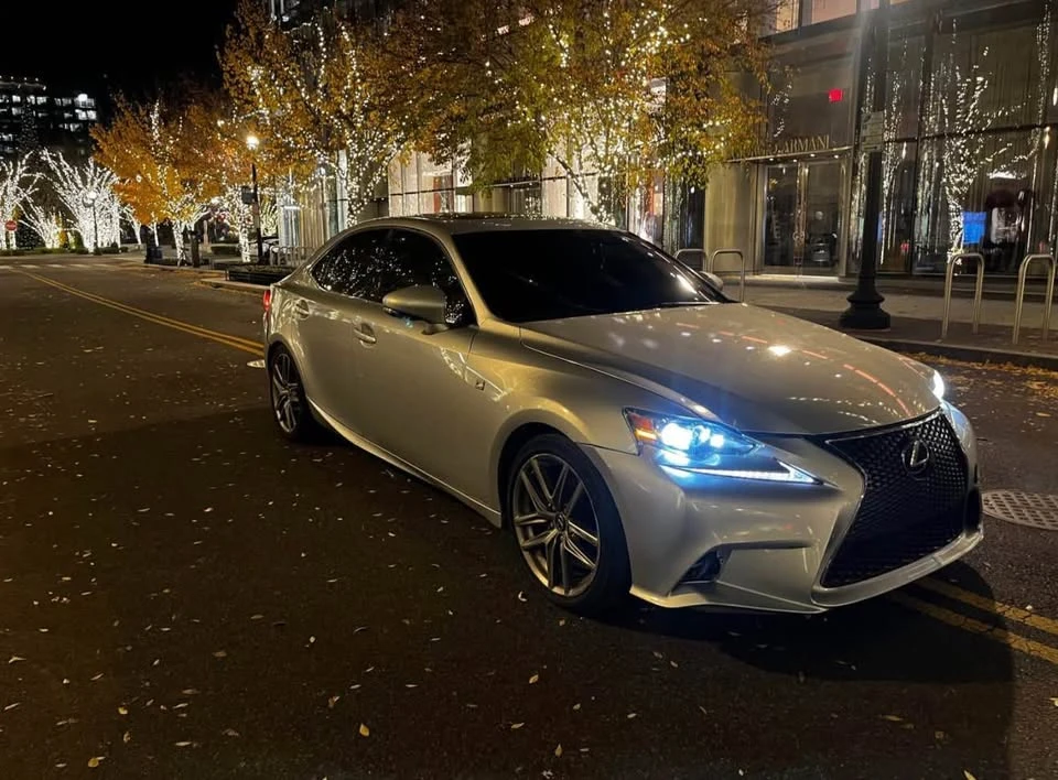 2014 Lexus IS 3rd Gen - Image 11 of 14
