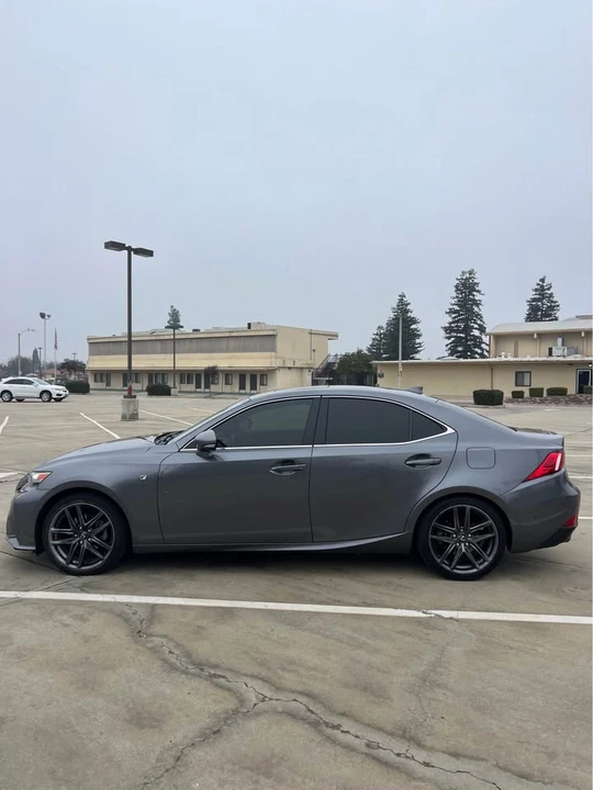2014 Lexus IS 3rd Gen - Image 6 of 10