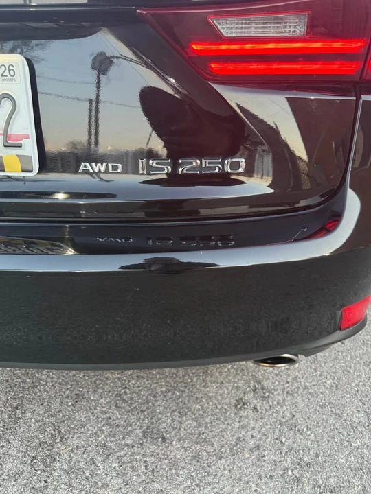 2014 Lexus IS 3rd Gen - Image 8 of 14