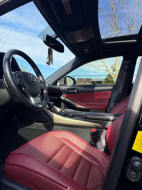 2014 Lexus IS 3rd Gen - Image 10 of 15