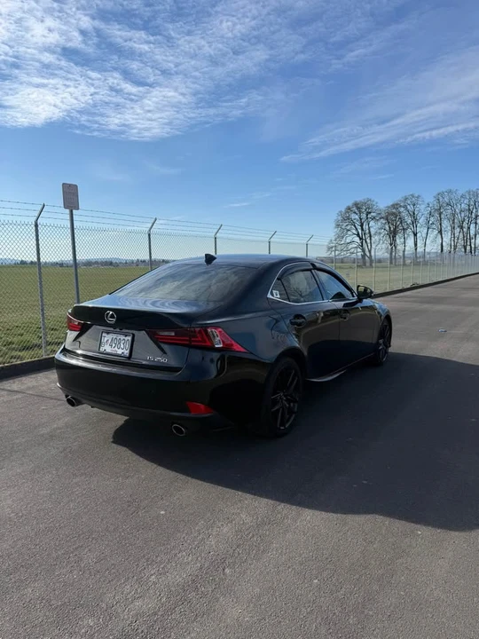 2014 Lexus IS 3rd Gen - Image 5 of 15