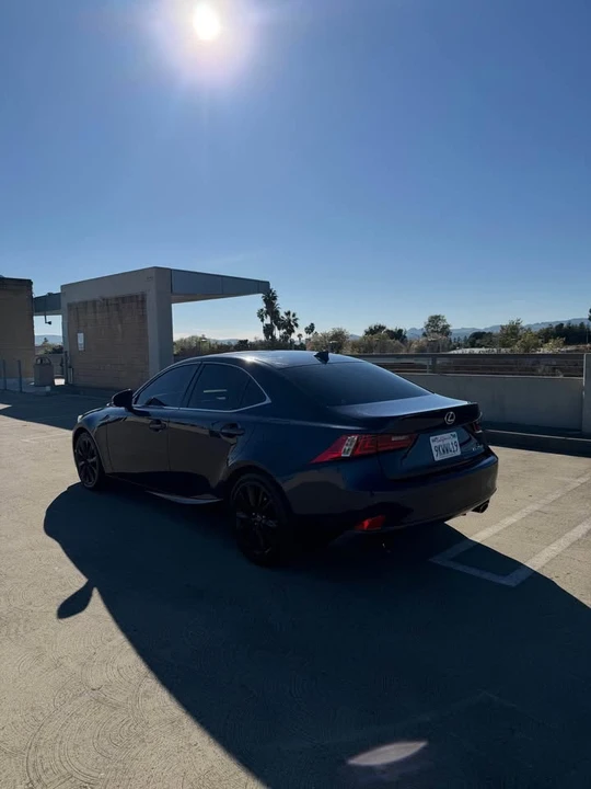 2014 Lexus IS 3rd Gen - Image 4 of 15