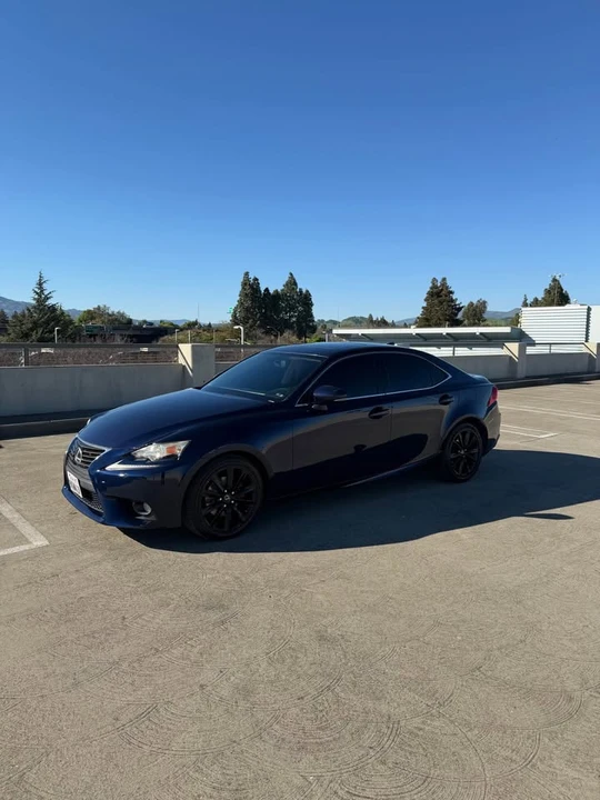 2014 Lexus IS 3rd Gen - Image 2 of 15
