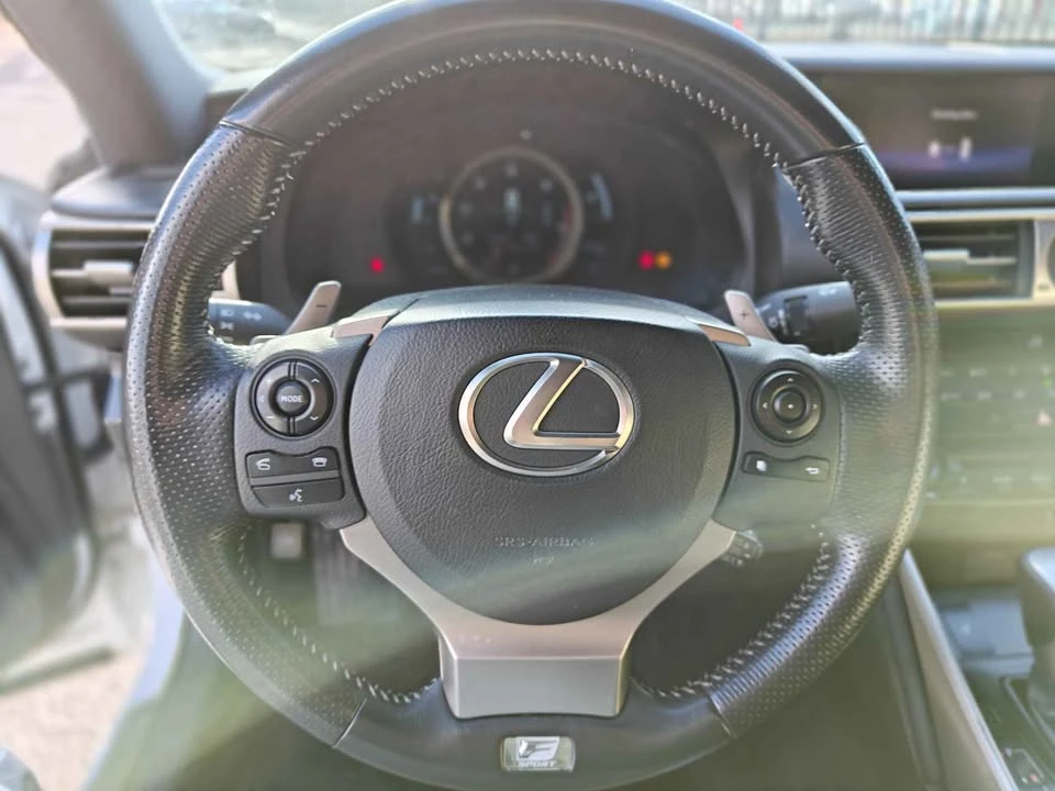 2014 Lexus IS 3rd Gen - Image 16 of 17
