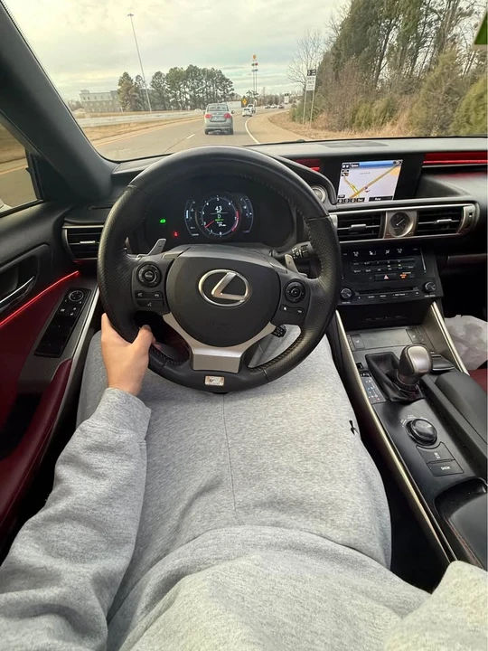 2014 Lexus IS 3rd Gen - Image 4 of 9