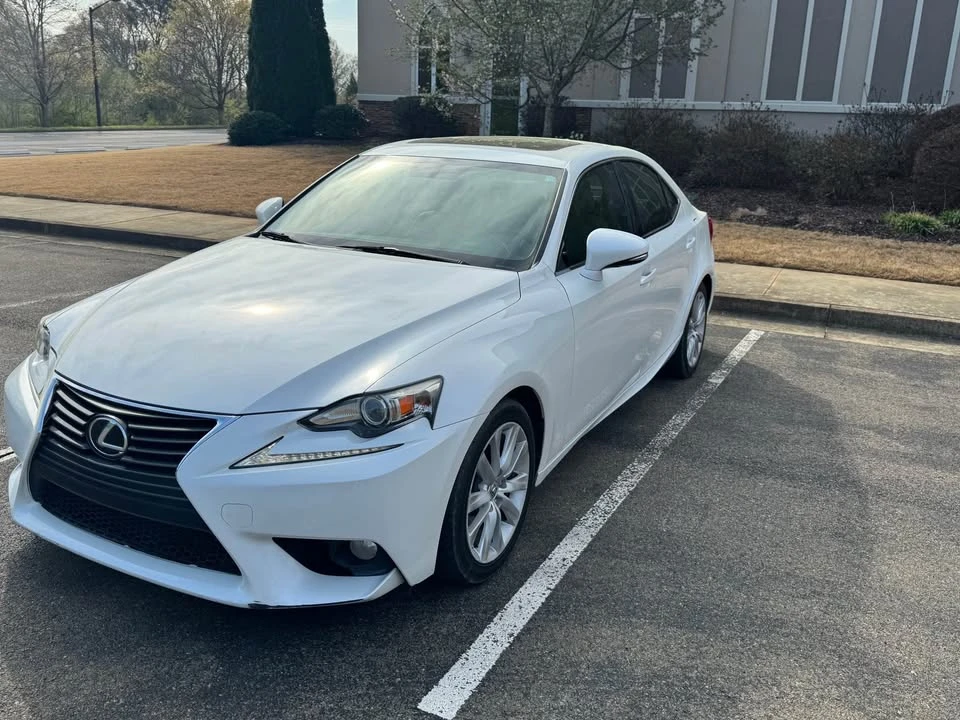 2014 Lexus IS 3rd Gen - Image 4 of 19