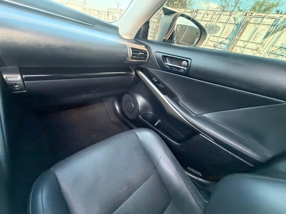 2014 Lexus IS 3rd Gen - Image 8 of 10