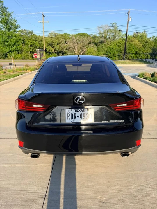 2014 Lexus IS 3rd Gen - Image 8 of 20