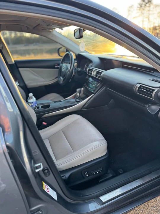2014 Lexus IS 3rd Gen - Image 7 of 15