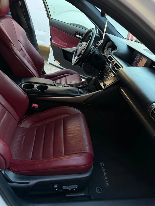 2014 Lexus IS 3rd Gen - Image 6 of 7