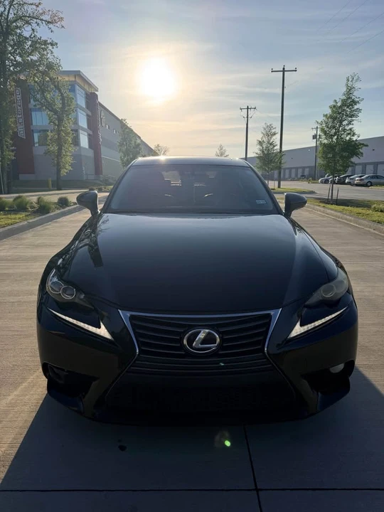 2014 Lexus IS 3rd Gen - Image 4 of 20