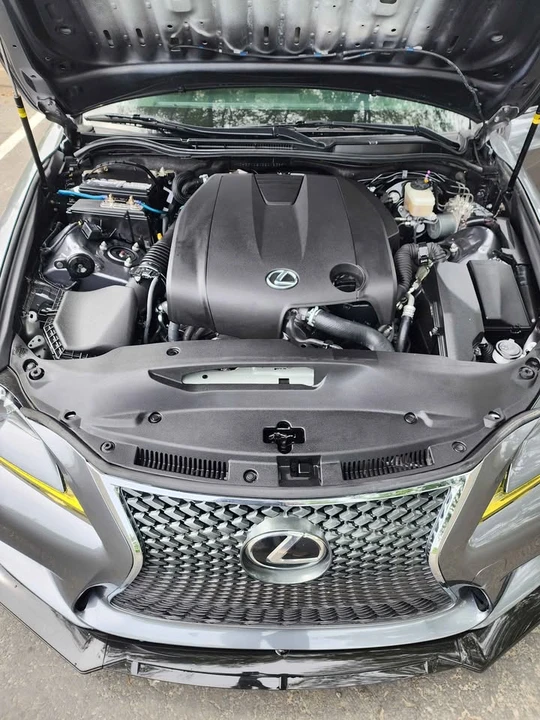 2014 Lexus IS 3rd Gen - Image 14 of 17