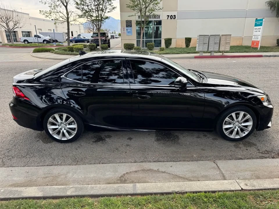 2014 Lexus IS 3rd Gen - Image 3 of 13