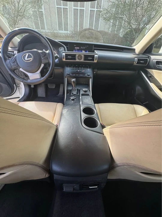 2014 Lexus IS 3rd Gen - Image 19 of 19