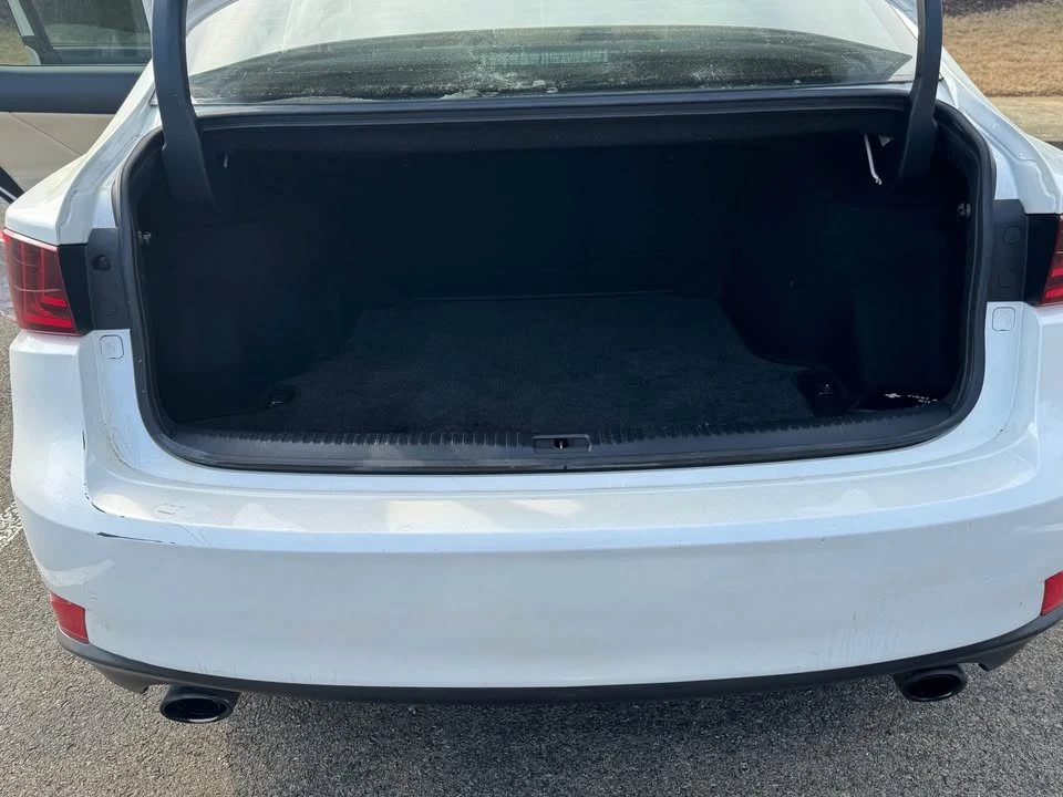 2014 Lexus IS 3rd Gen - Image 15 of 19