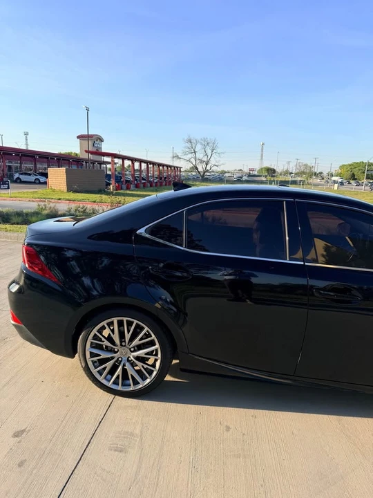 2014 Lexus IS 3rd Gen - Image 9 of 20