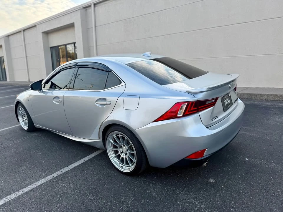 2014 Lexus IS 3rd Gen - Image 5 of 9