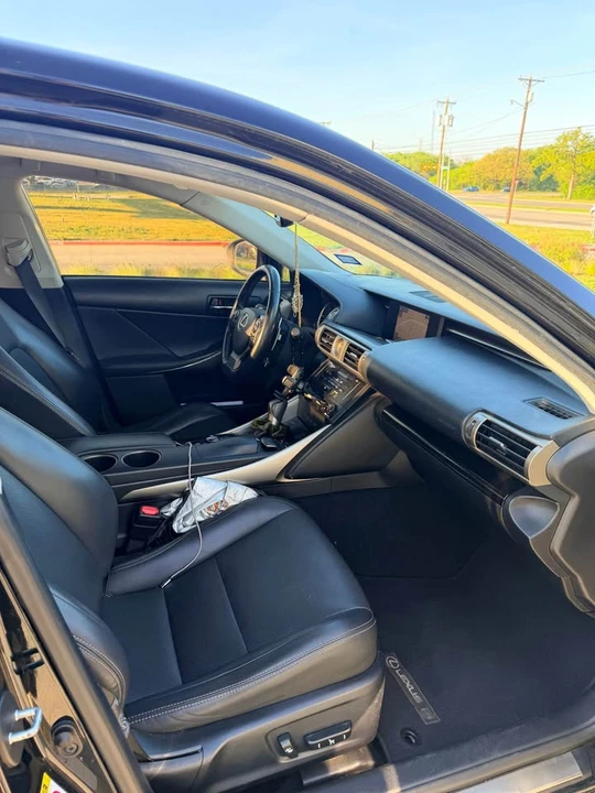 2014 Lexus IS 3rd Gen - Image 12 of 20